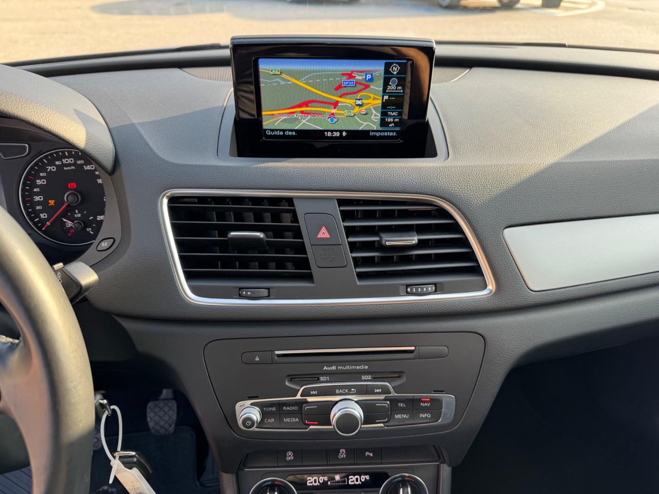 Audi Q3 2.0 TDI 120 CV Sport