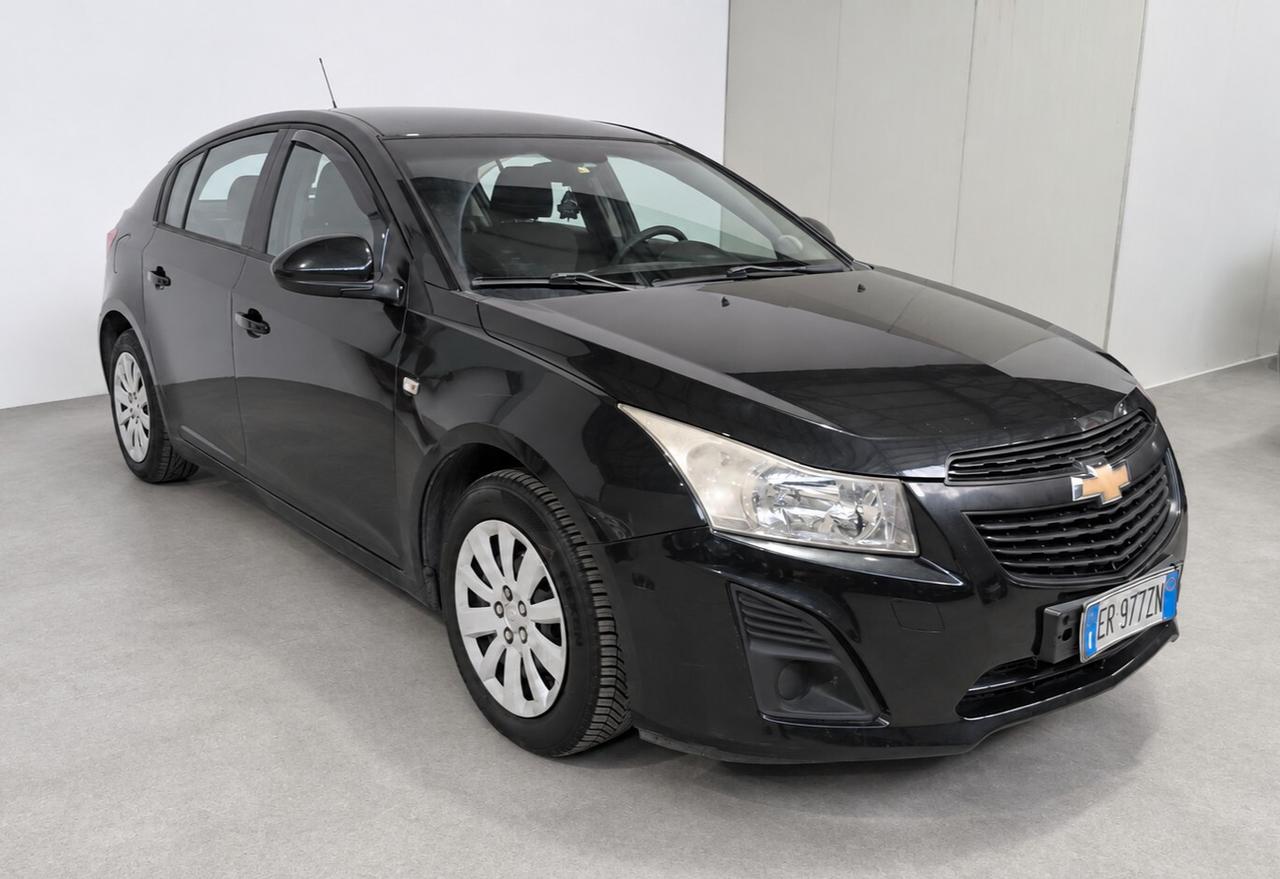 Chevrolet Cruze 1.6 5 porte GPL