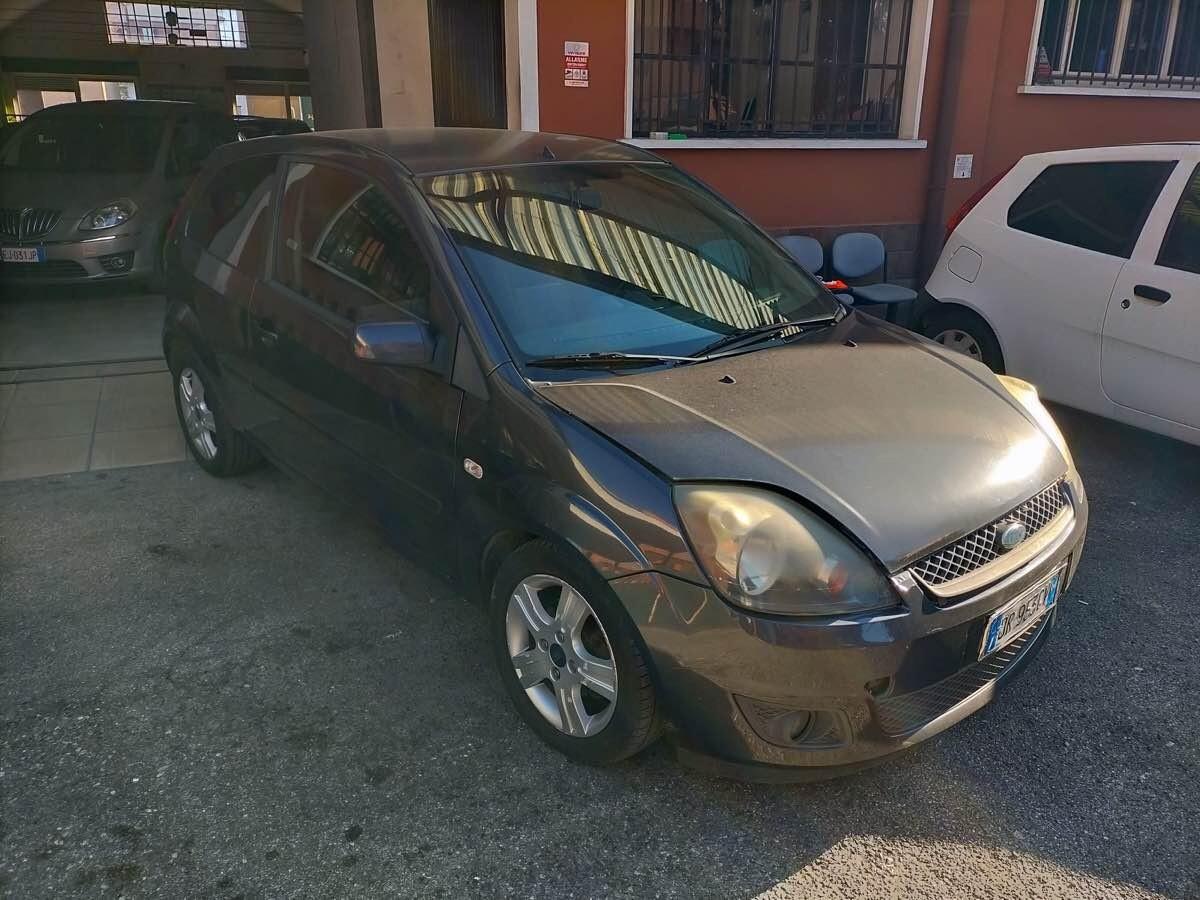 Ford Fiesta 1.2 GHIA