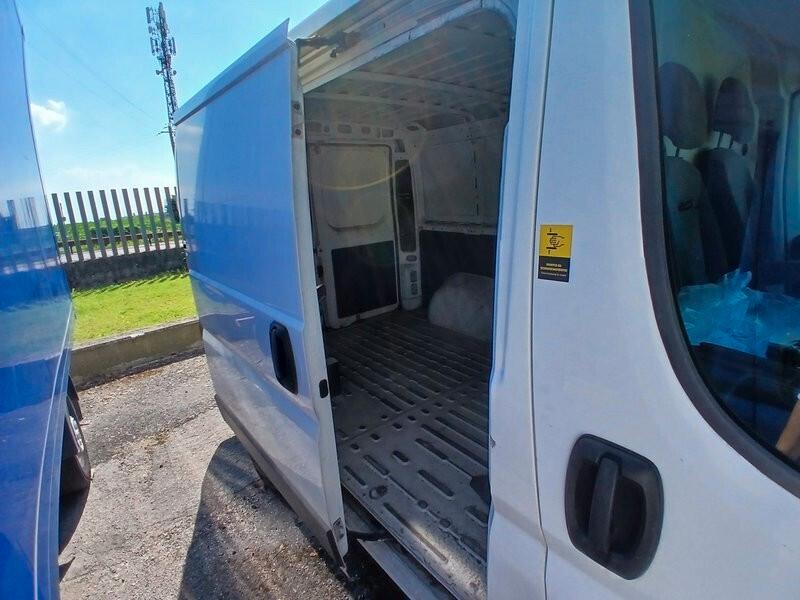 Peugeot Boxer 33 2.2 BlueHDi 120 S&S PM-TM Furgone - LEGGERE LA DESCRIZIONE.