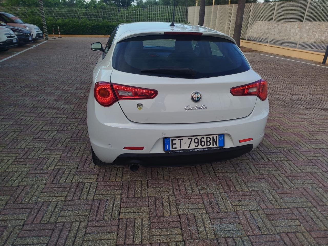 Alfa Romeo Giulietta 1.6 JTDm-2 105 CV Exclusive