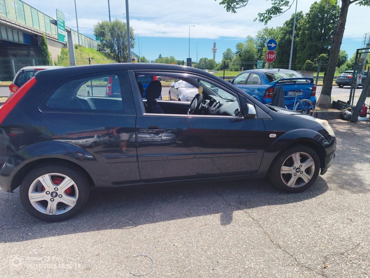 Ford Fiesta 1.2 16V 3p. Ghia