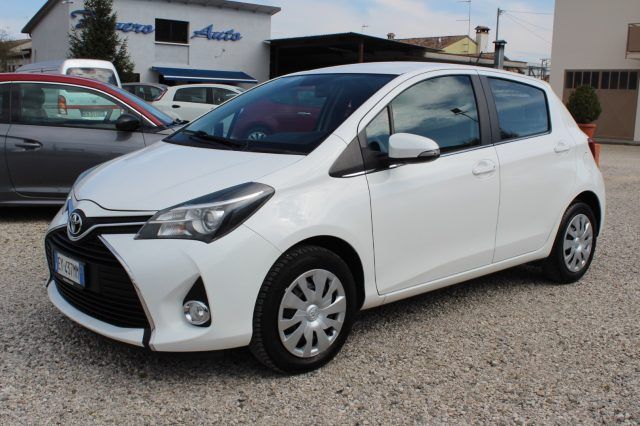 TOYOTA Yaris 1.3 5 porte Active