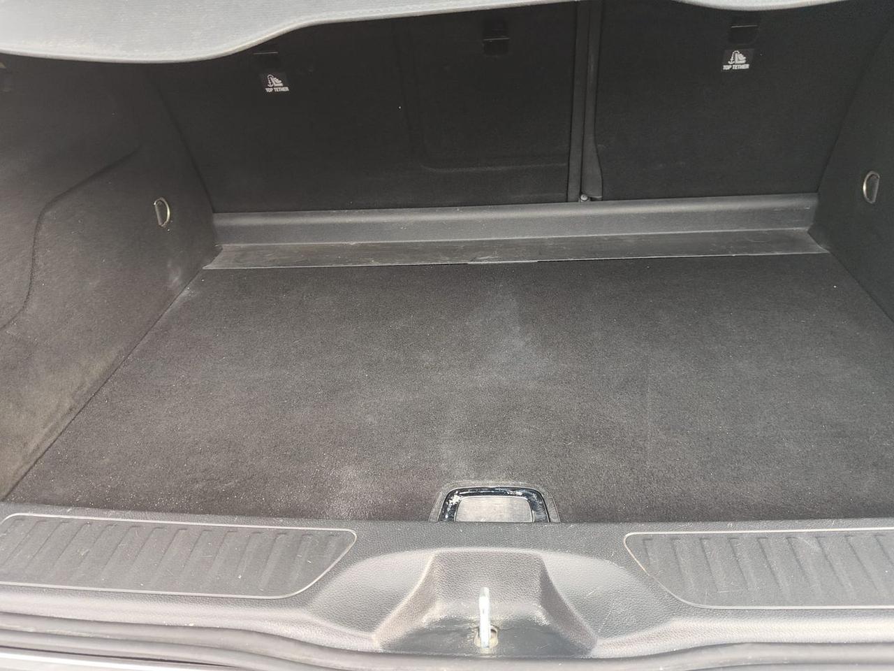 Mercedes-Benz B 180 Premium #8628