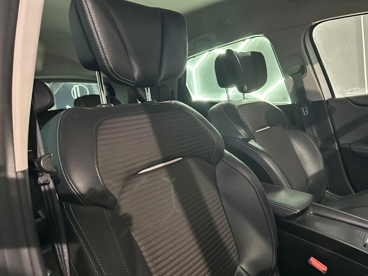 Renault Scenic Scénic dCi 160 CV EDC Energy Bose