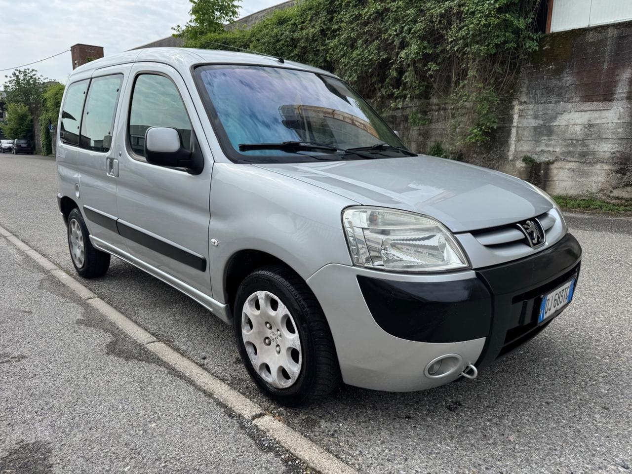 Peugeot Ranch 4 Posti