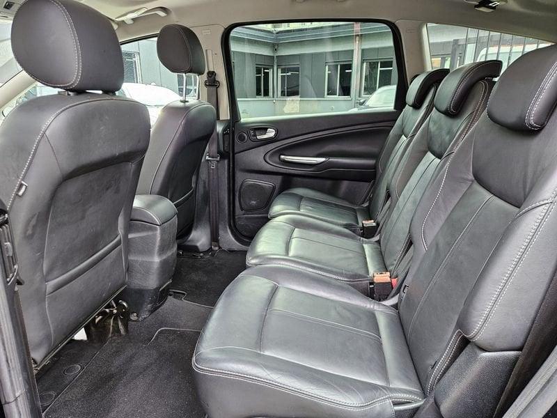 Ford S-Max 2.0 203 cv EcoBoost Titanium