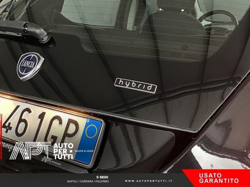 Lancia Ypsilon Ypsilon 1.0 firefly hybrid Silver s&s 70cv