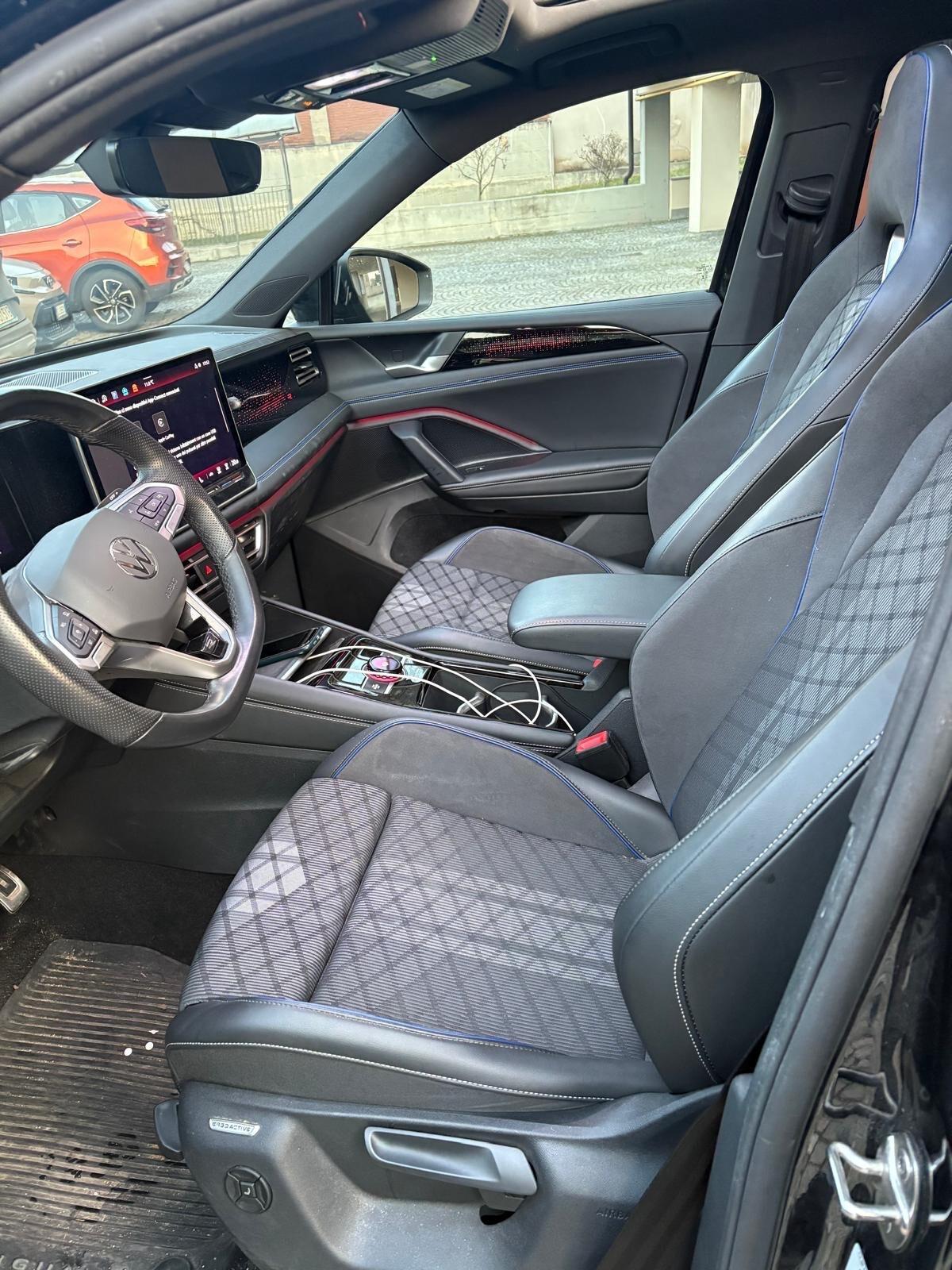 Volkswagen Tiguan 1.5 TSI 150 CV DSG ACT R-Line