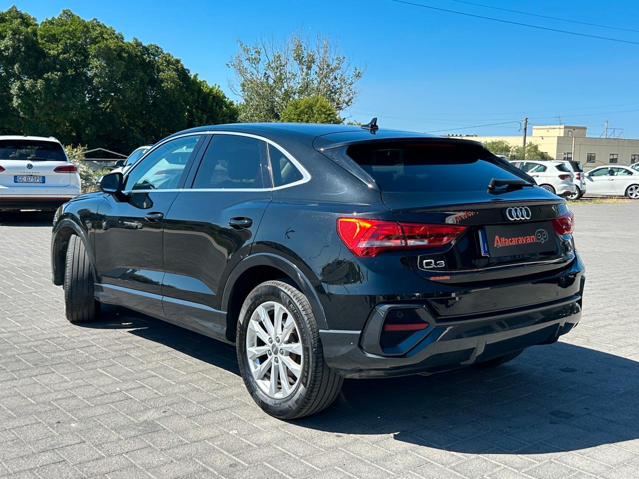 Audi Q3 Sportback 35 2.0 tdi s-tronic