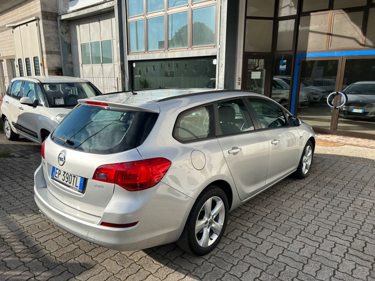 Opel Astra 1.4 gpl tutti lavori fatti
