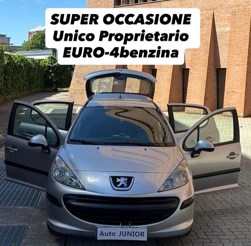 Peugeot 207 1.4 88CV 5p. ONE Line