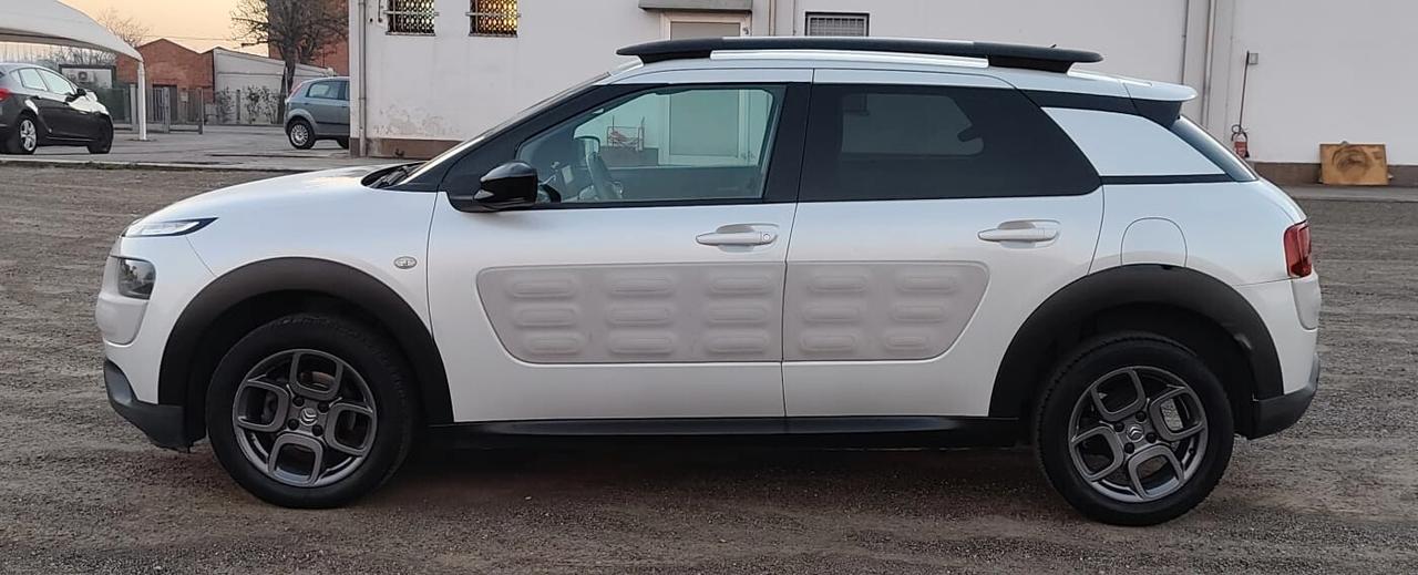 Citroen C4 Cactus PureTech 82 Shine