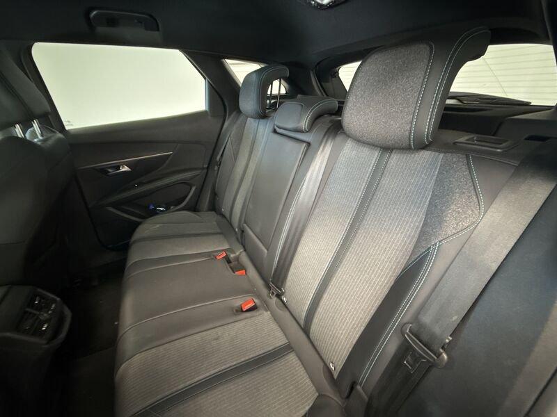 Peugeot 3008 II 2021 1.5 bluehdi Allure Pack s&s 130cv eat8