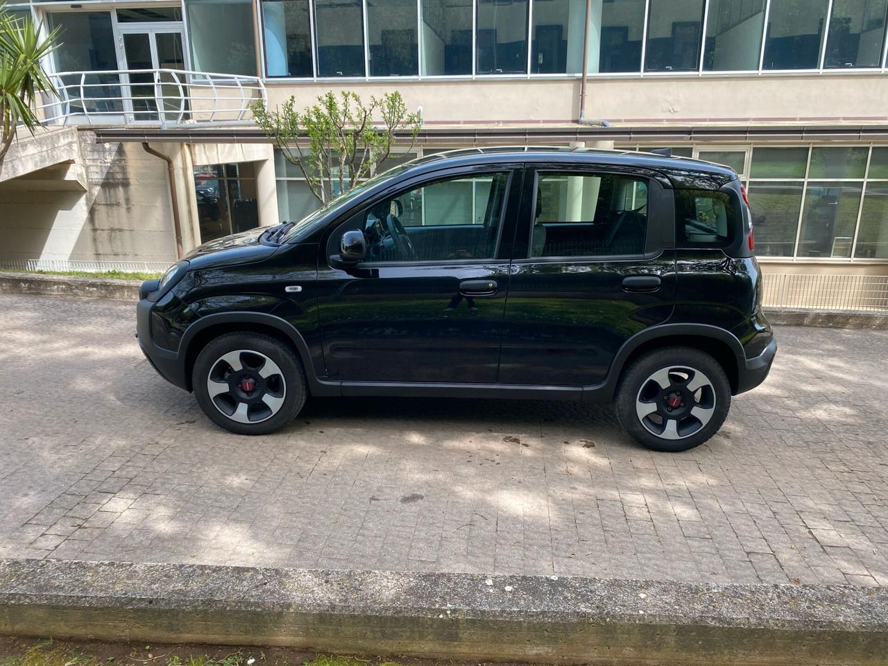 Fiat Panda 1.0 FireFly S&S Hybrid City Cross