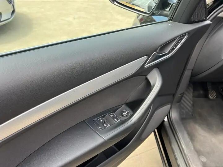 Audi Q3 2.0 TDI
