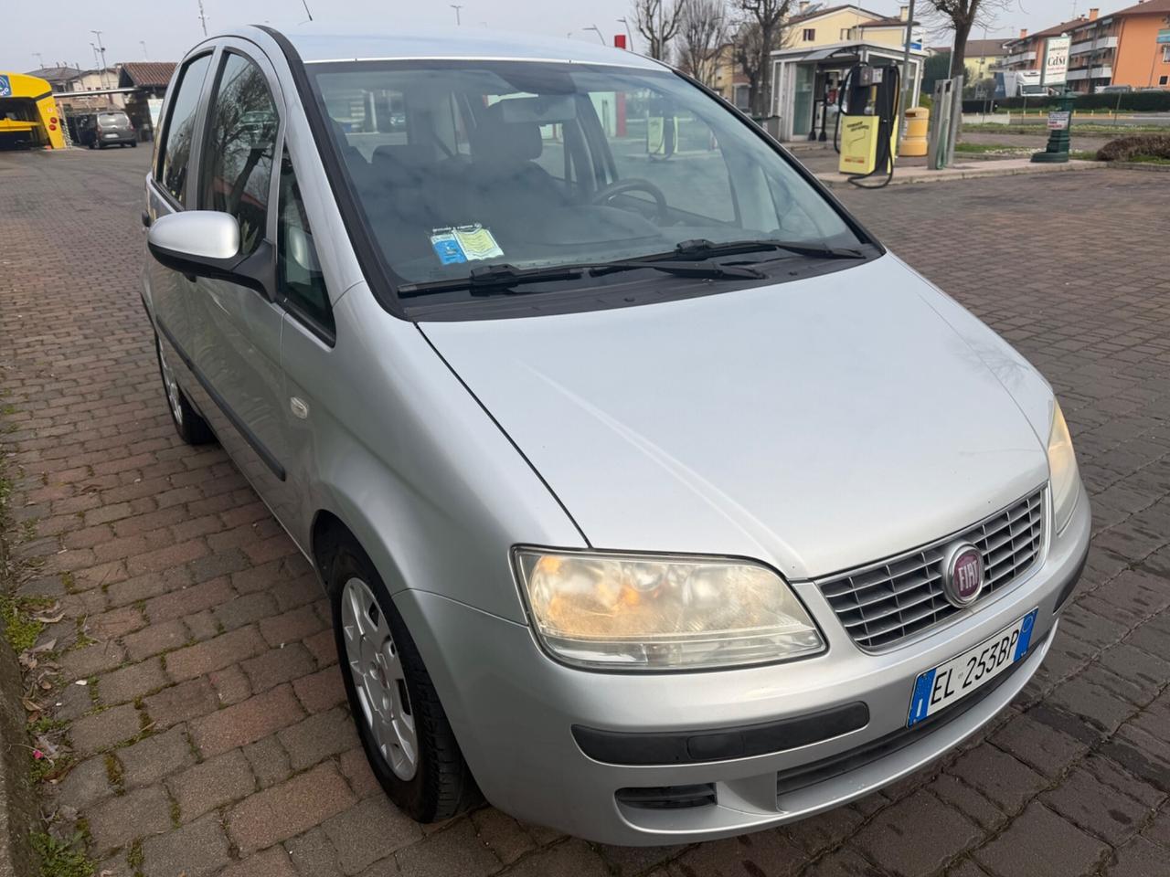 Fiat Idea 1.4 benz 2011 NEOPATENTATI