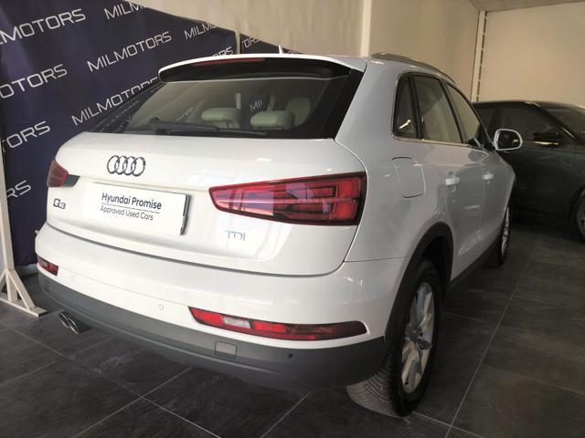 AUDI Q3 2.0 TDI 120 CV Business