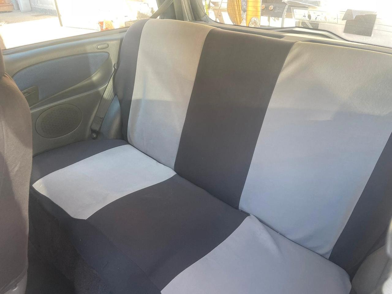 Lancia Y 1.1i cat Elefantino Blu