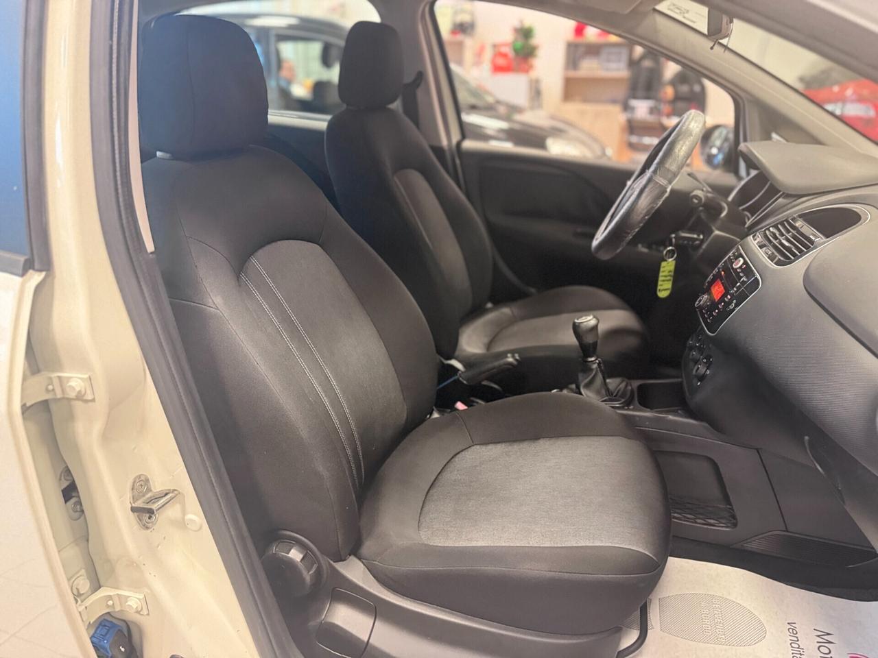 Fiat Punto 1.3 MJT II 75 CV 5 porte Street