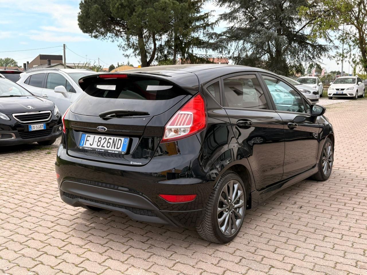 Ford Fiesta 1.5 TDCi 75CV 5 porte ST-Line
