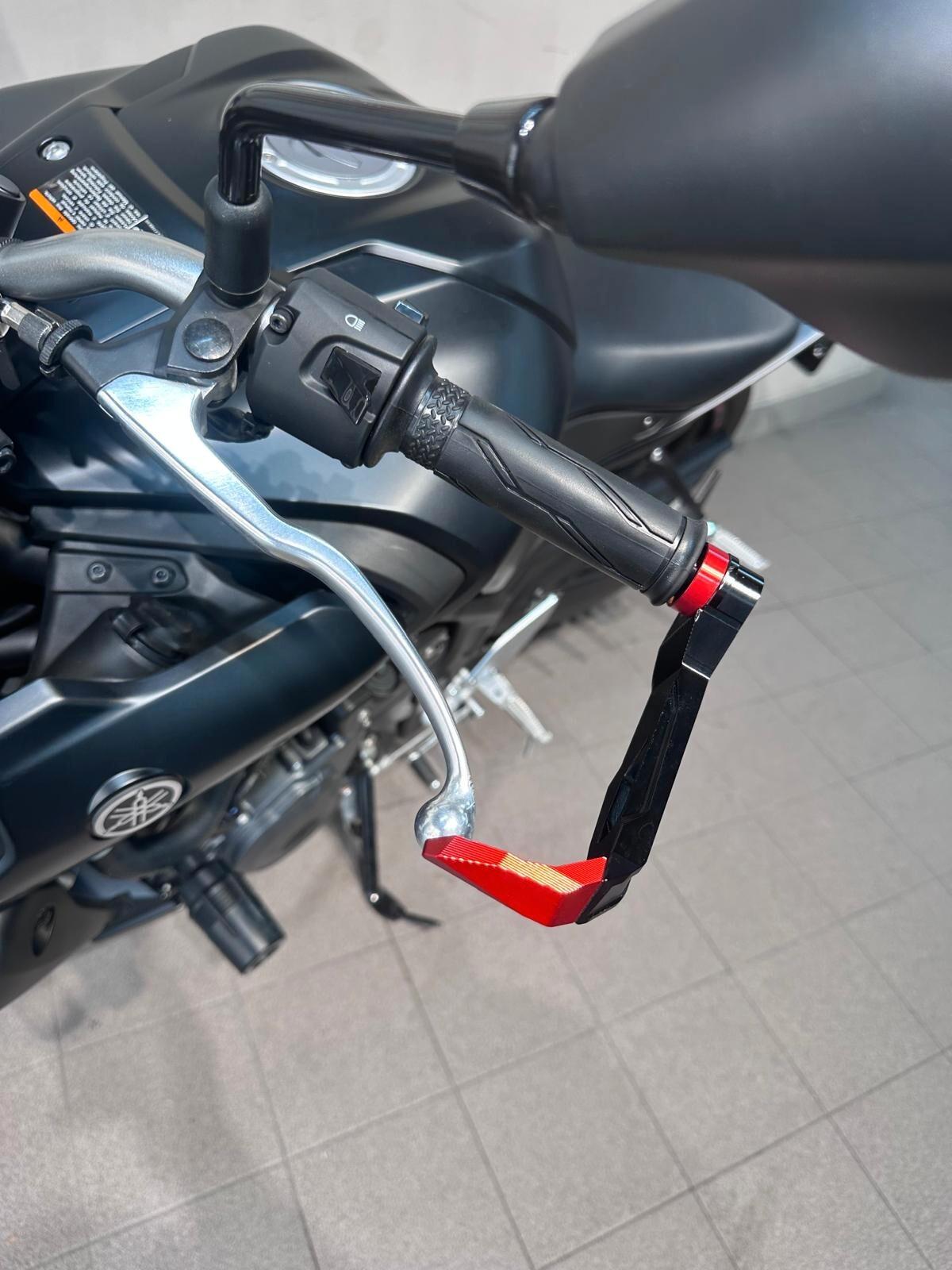 Yamaha MT-03 MDNM8 MIDNIGHT BLACK