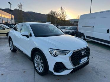 Audi Q3 SPB 2.0 TDI 150CV -PALETTE-LUCI SOFFUSE-