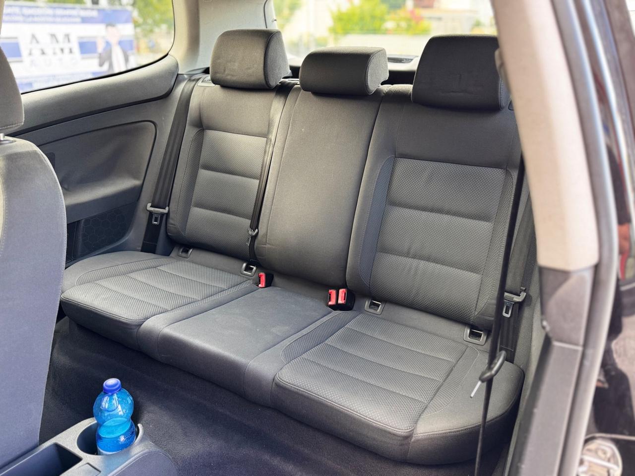 Volkswagen Golf 1.9 TDI 3p. Sportline