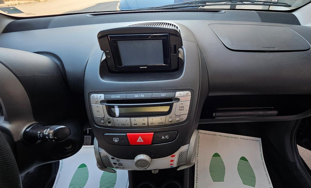 Toyota Aygo 1.0 12V VVT-i 5 porte Lounge Connect