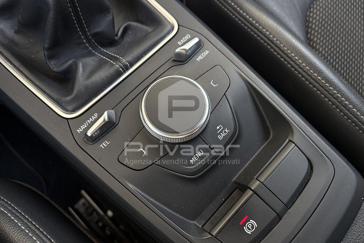 AUDI Q2 30 TDI S line Edition