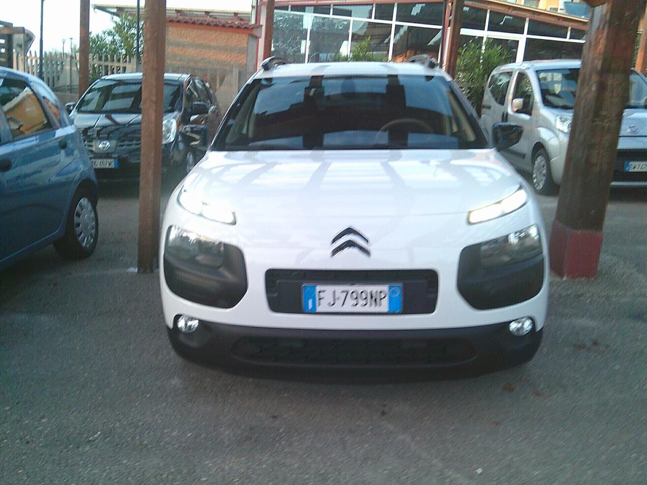 Citroen C4 Cactus BlueHDi 100 Shine
