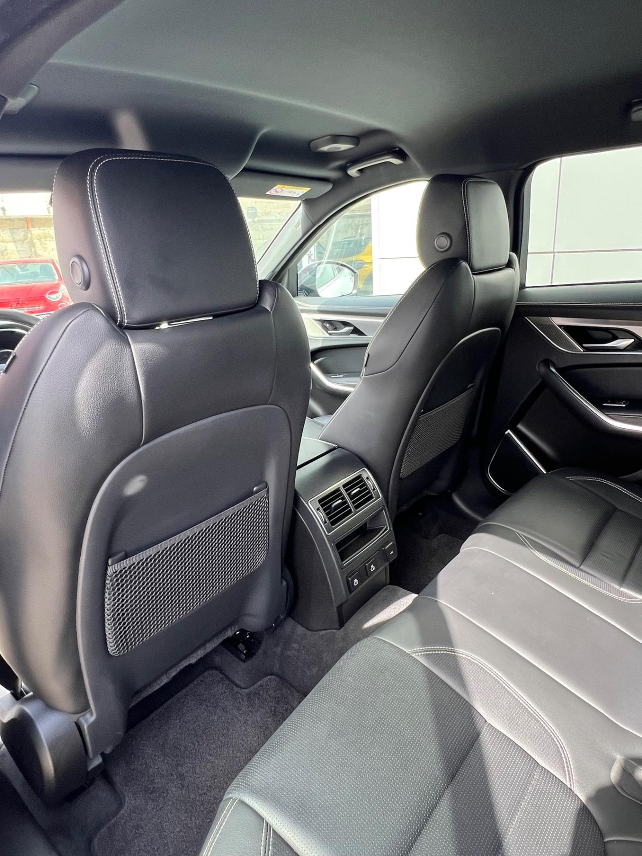 Jaguar F-Pace R-Dynamic S awd possibilità noleggio no scoring