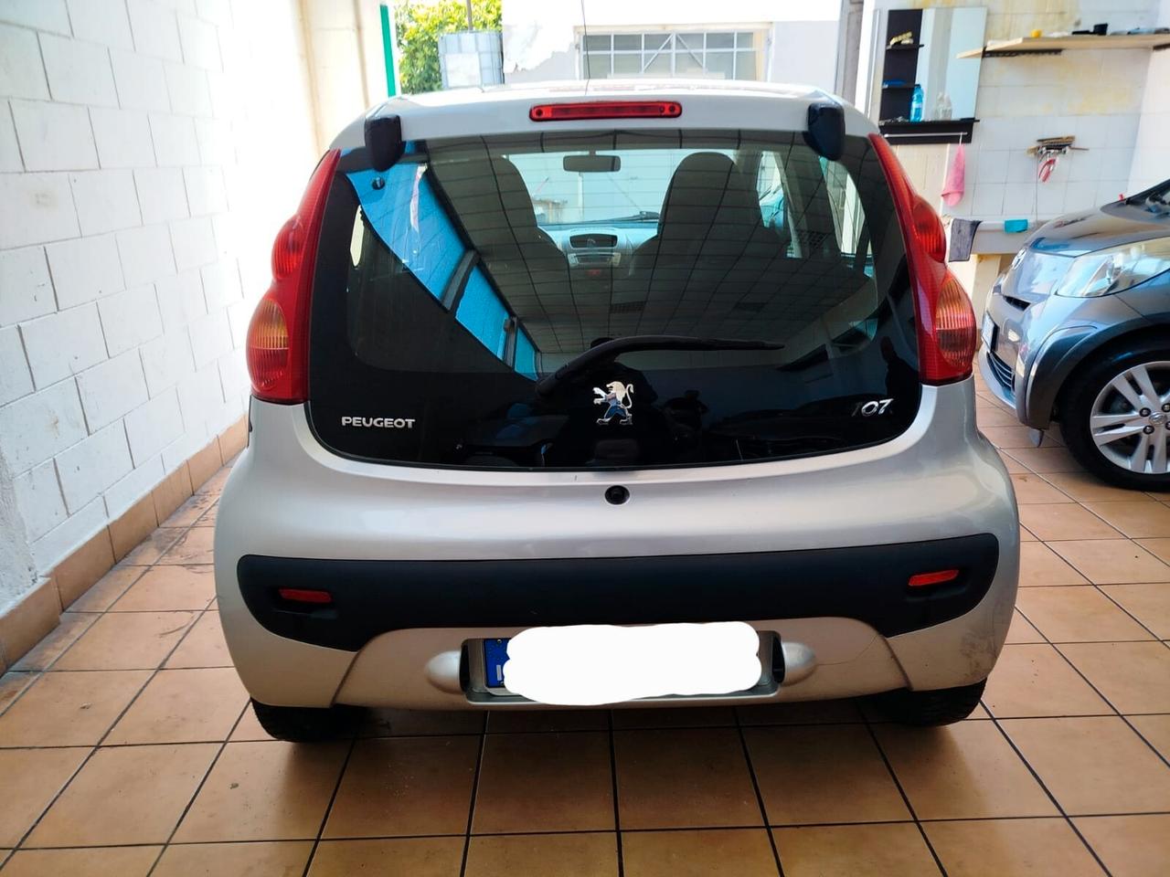 Peugeot 107 1.0 12v Allure (sweet years) 5p 2tronic FL