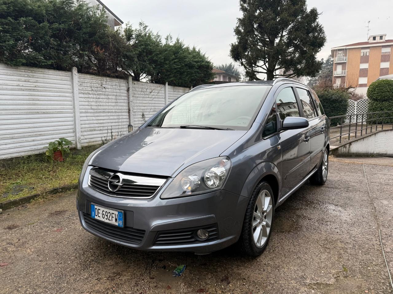 Opel Zafira 1.8 16V VVT Cosmo GPL 7POSTI