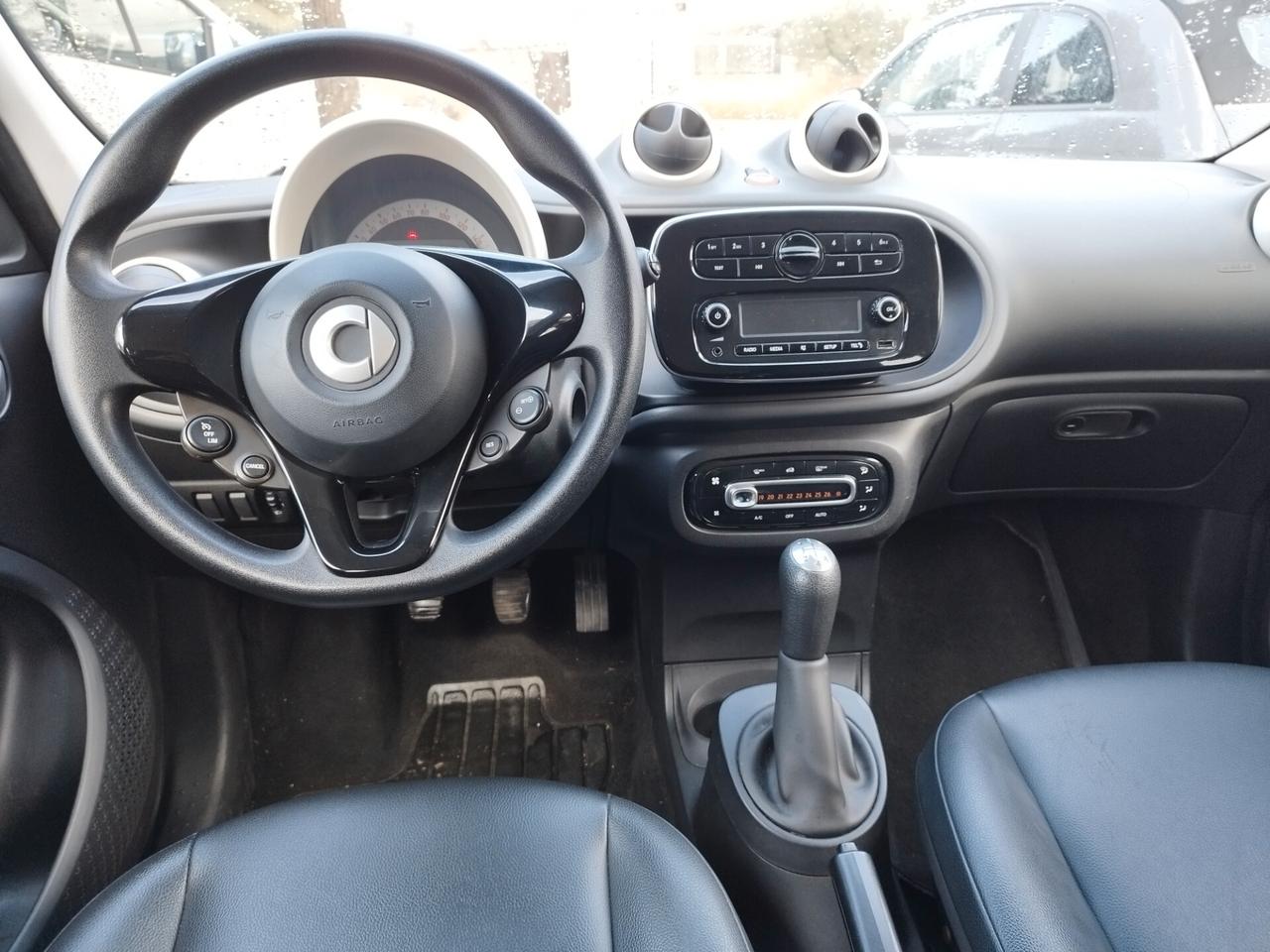Smart ForFour 70 1.0 Youngster