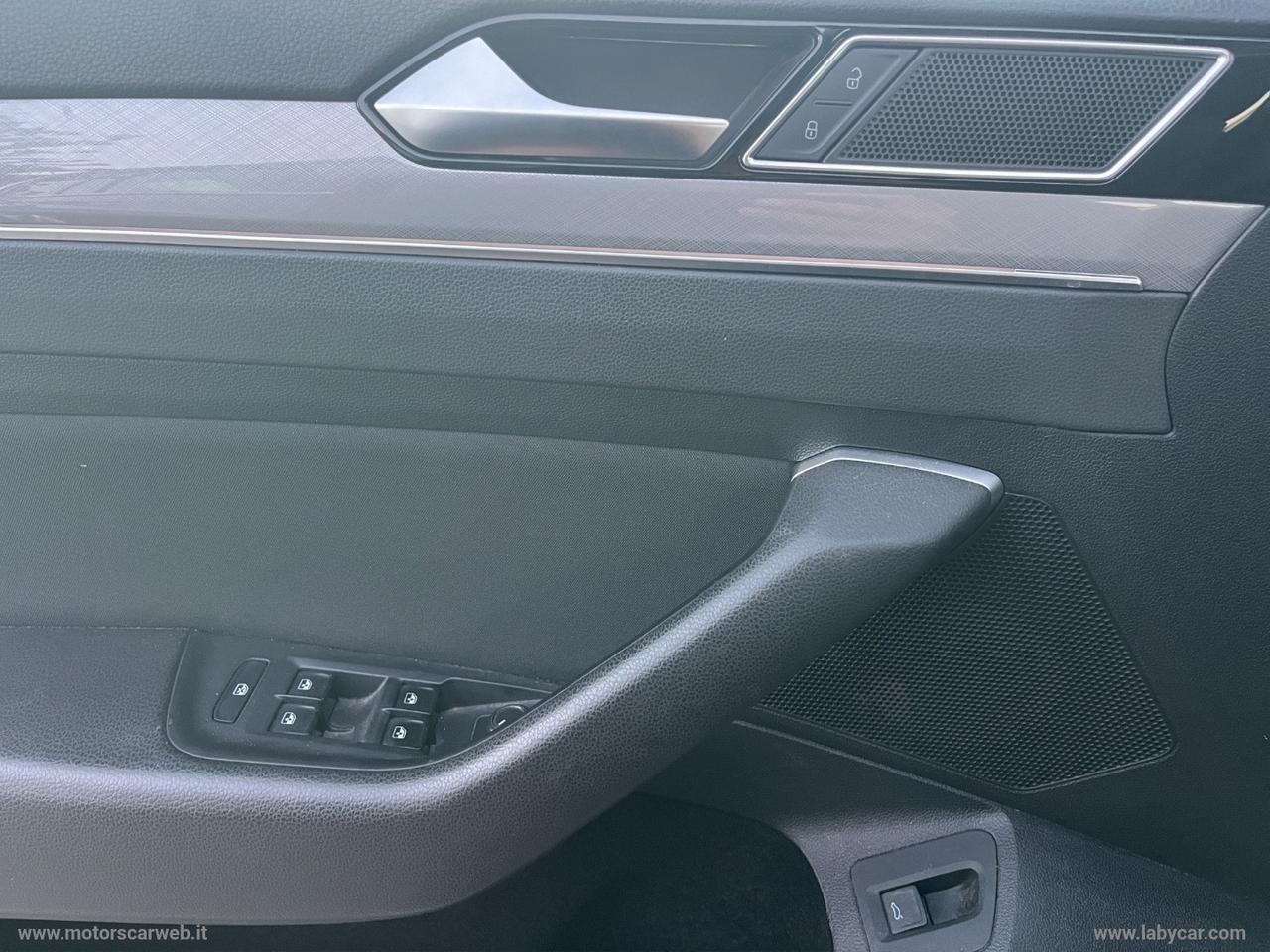 VOLKSWAGEN Passat Var. 2.0 TDI EVO DSG Business