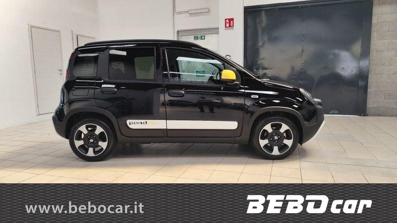 FIAT Panda 1.0 FireFly S&S Hybrid Pandina Cross KM0