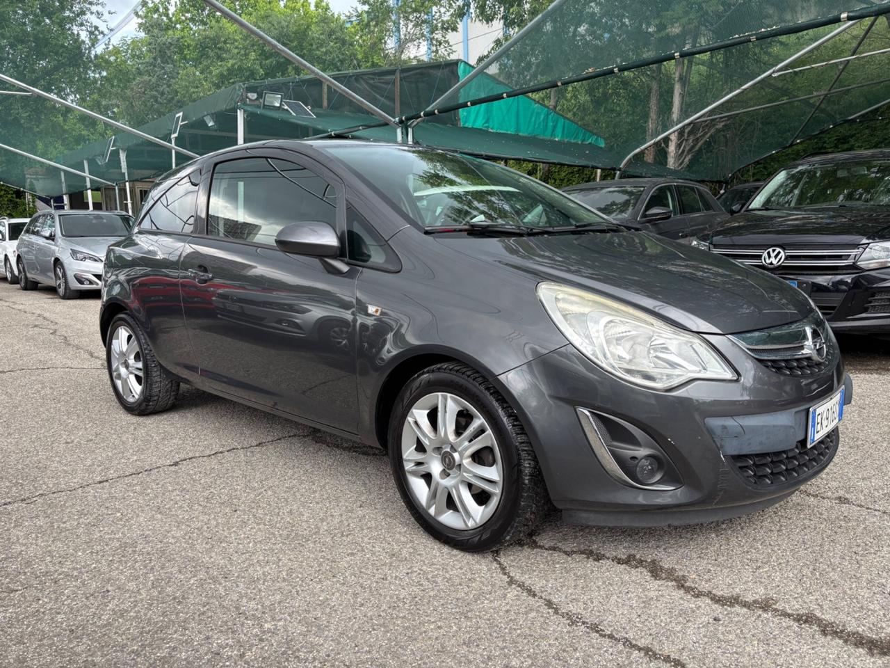 Opel Corsa 1.2 3 porte Elective OK NEOPATENTATI