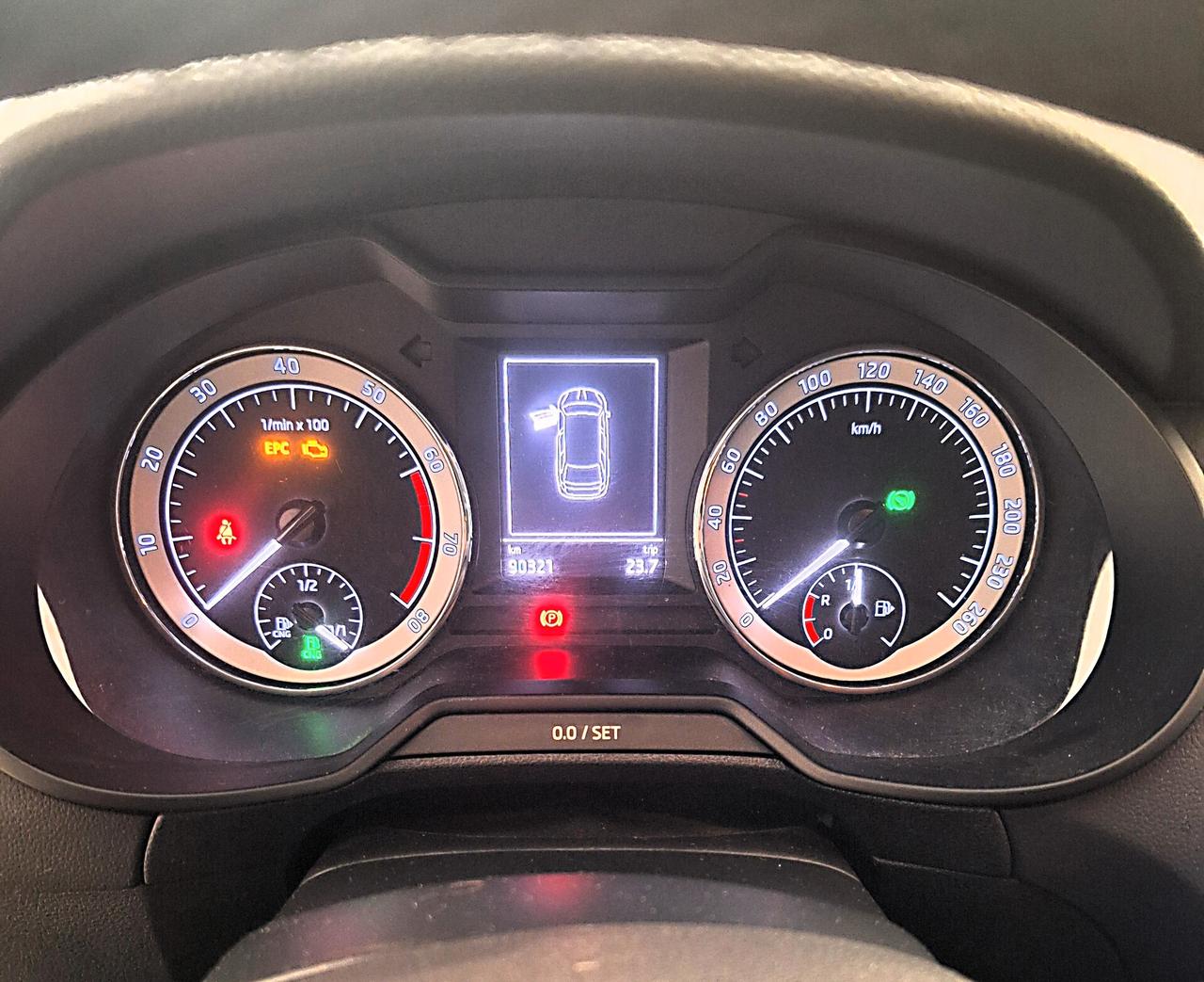 Skoda Octavia 1.5 DSG Wagon Style G-Tec - 1081