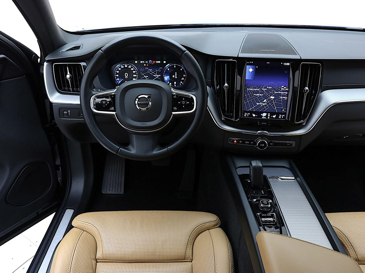 Volvo XC60 B4 AWD Inscription TETTO APRIBILE
