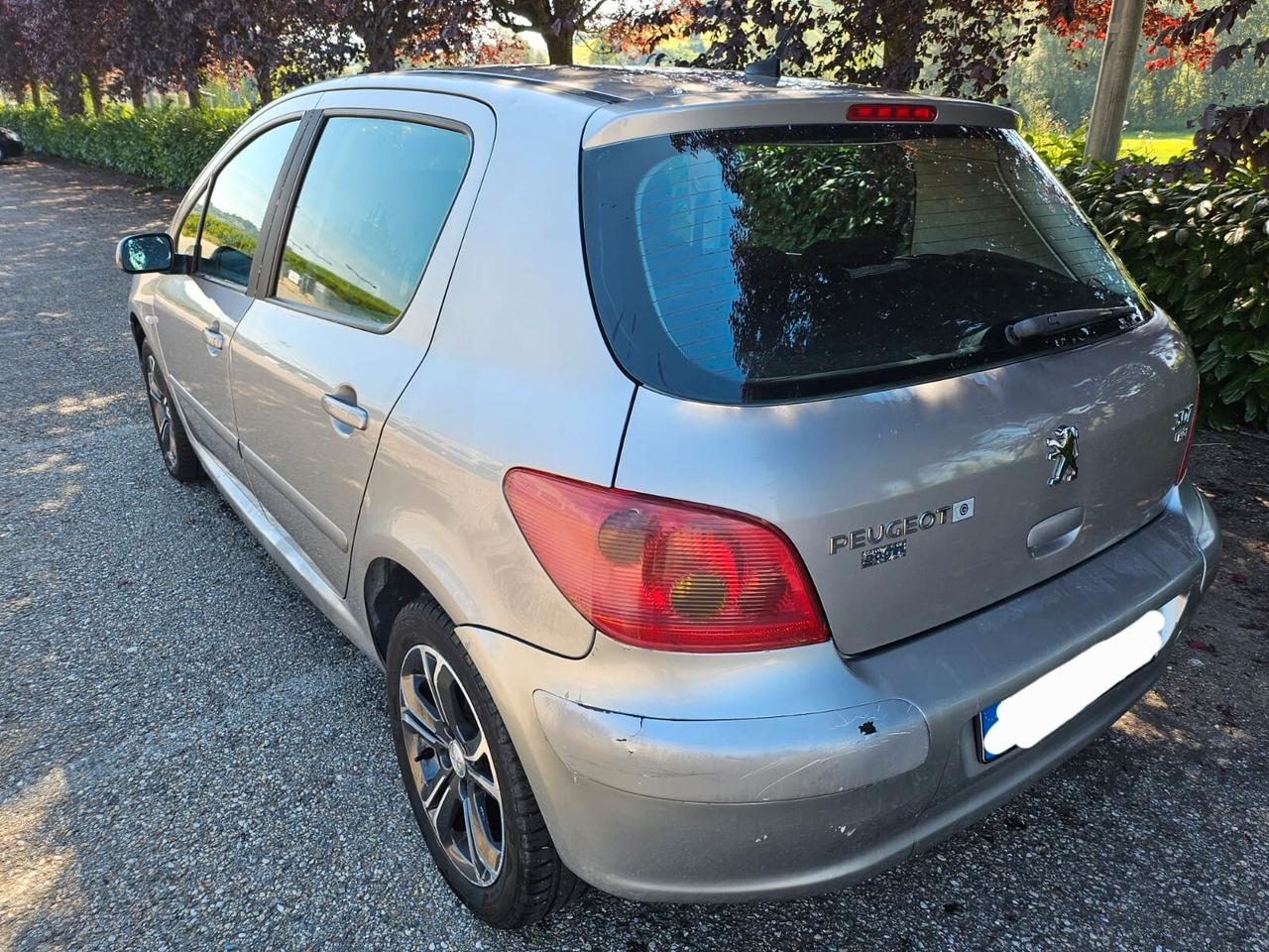 Peugeot 307 2.0 HDi 5p. XR