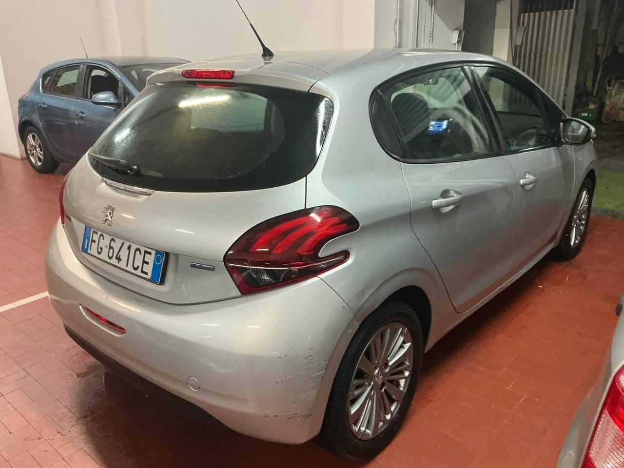 Peugeot 208 Turbo 110 S&S 5 porte Allure 2016