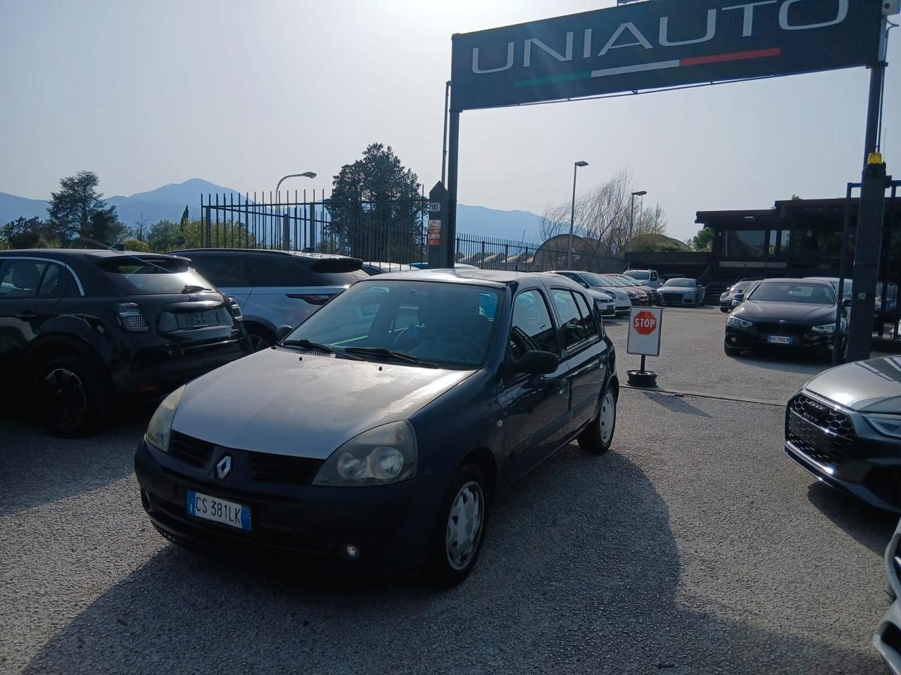 Renault Clio 1.2 cat 5 porte Confort Authentique