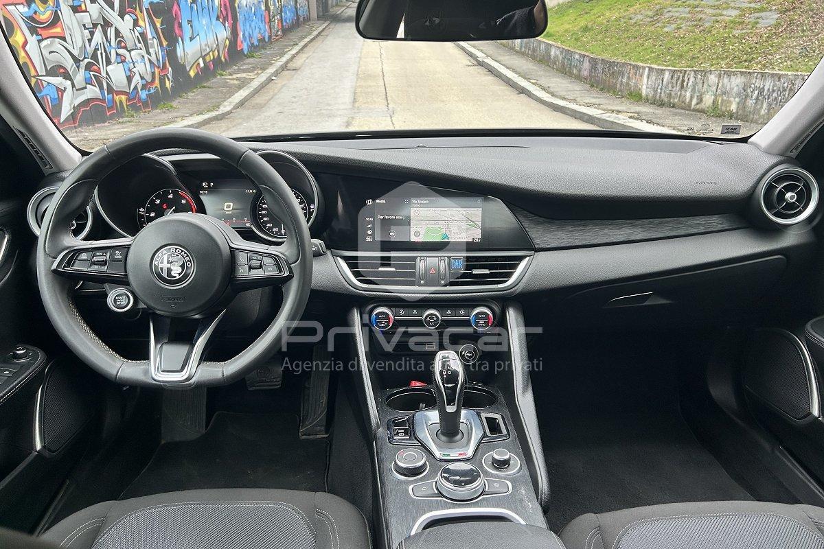 ALFA ROMEO Giulia 2.2 Turbodiesel 136 CV AT8