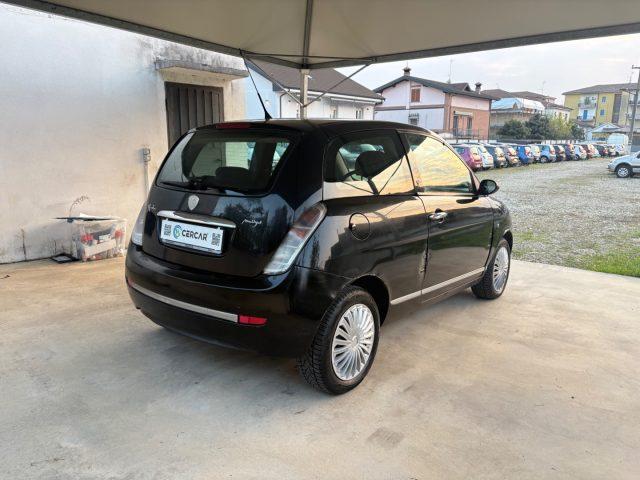 LANCIA Ypsilon 1.3 MJT 75 CV Argento PRIMO PREZZO OK NEOPATENTATI