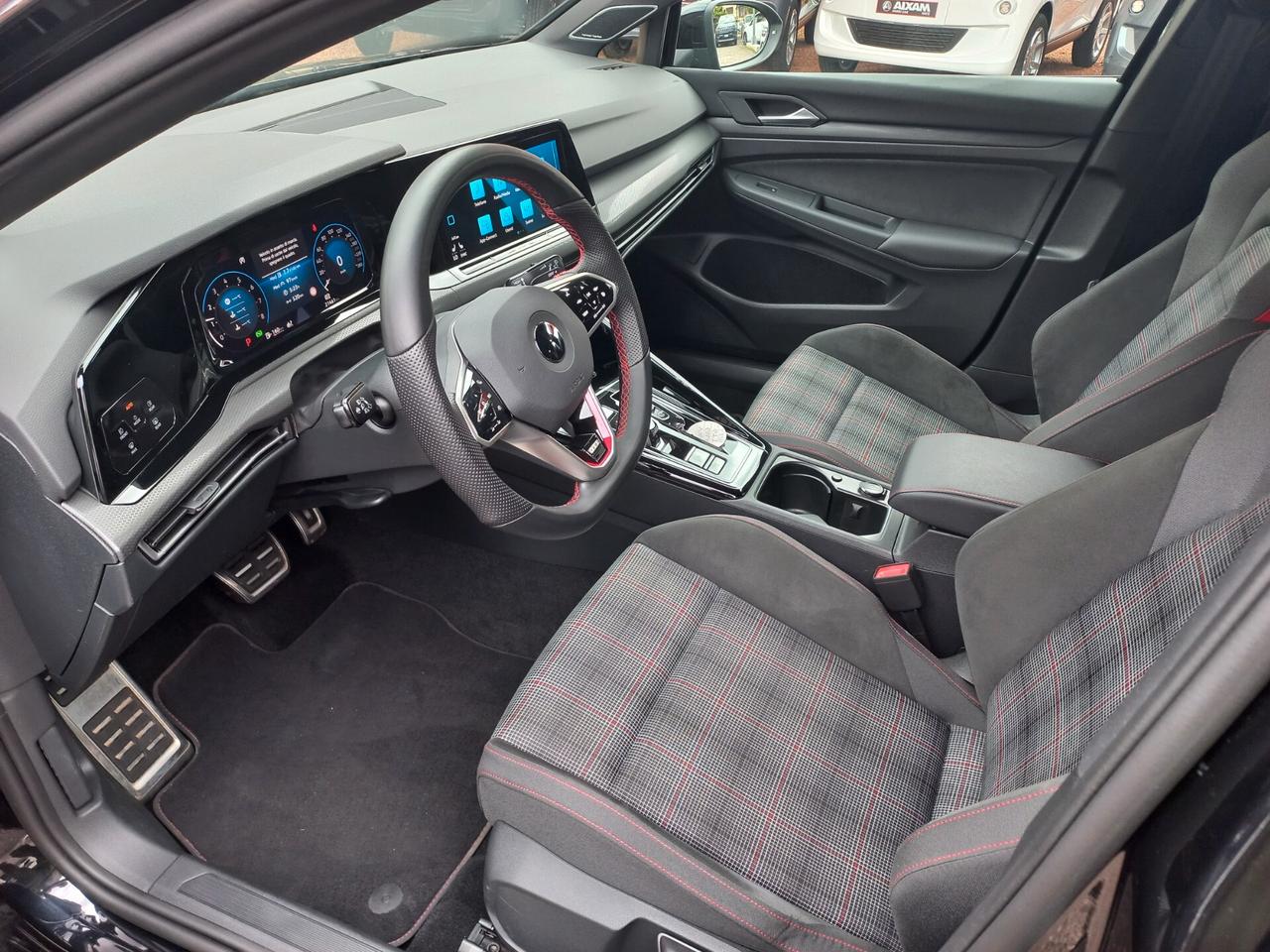 Volkswagen Golf GTI Golf 2.0 TSI GTI DSG