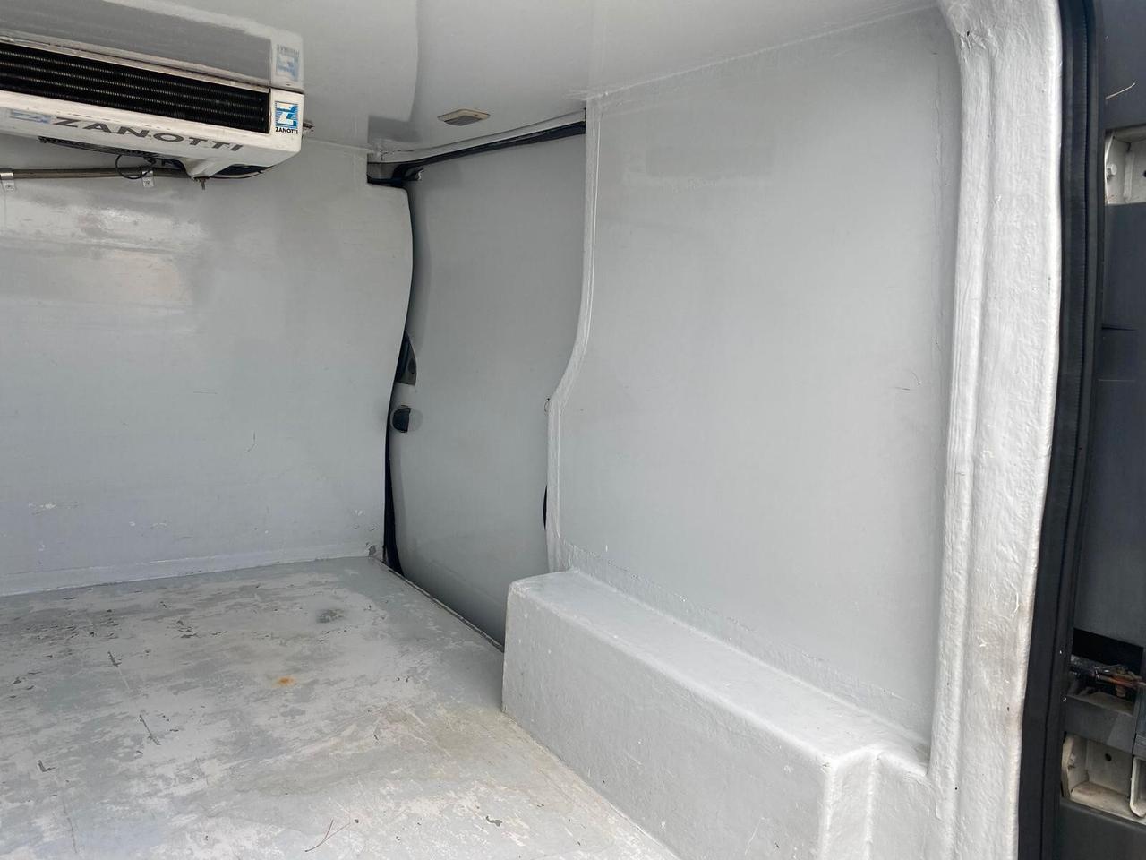 Renault Trafic RENAULT TRAFIC ISOTERMICO GRUPPO FRIGO