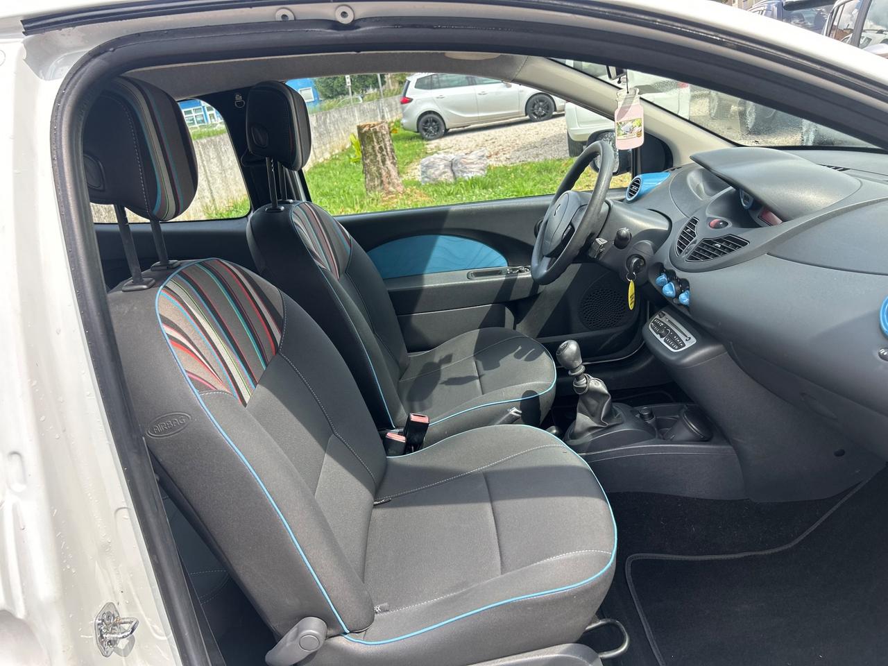 Renault Twingo 1.2 16V Live
