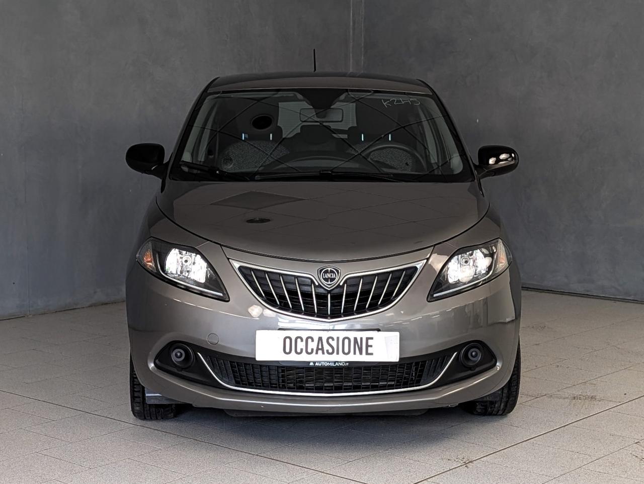Lancia Ypsilon 1.0 Hybrid 70cv Silver