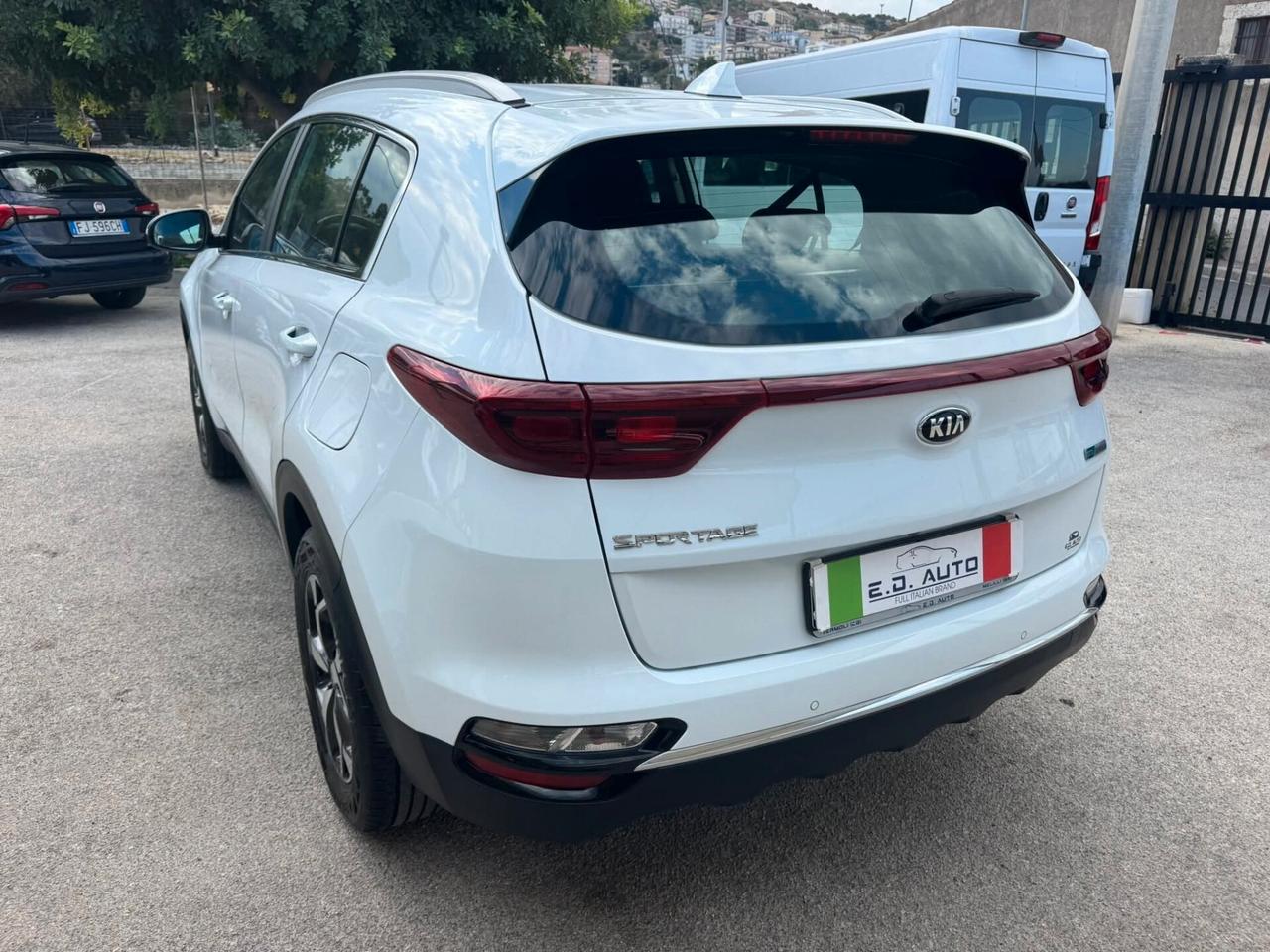 KIA SPORTAGE 4SERIE 1.6CRDI 136CV DIESEL/IBRIDO MOTORE KM 0 CERTIFICATA KIA